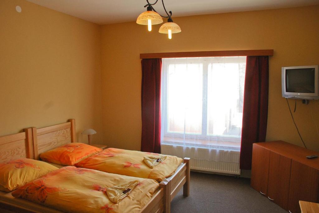 Hotel Marina Hermanuv Mestec Стая снимка